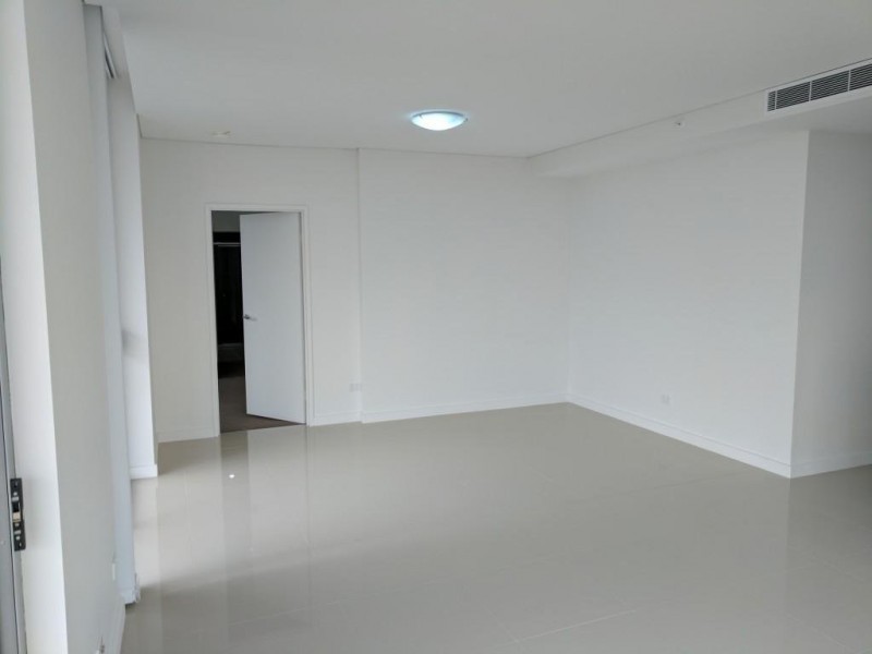 U1304/2 River Road West, Parramatta NSW 2150