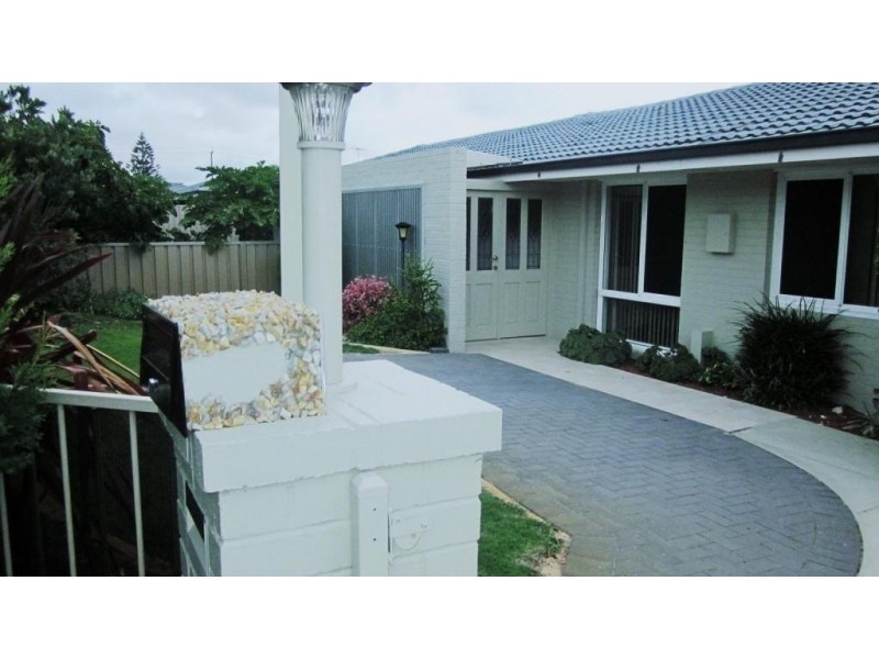 5 Harfleur Place, Hamilton Hill WA 6163