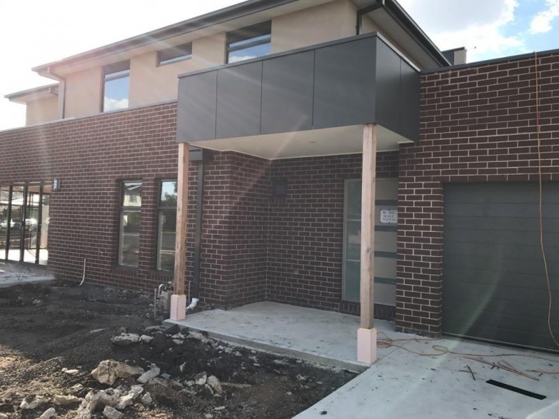 32 Major Road, Fawkner VIC 3060