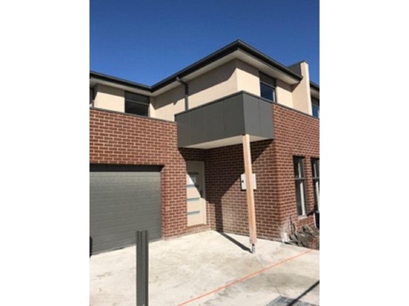 32 Major Road, Fawkner VIC 3060