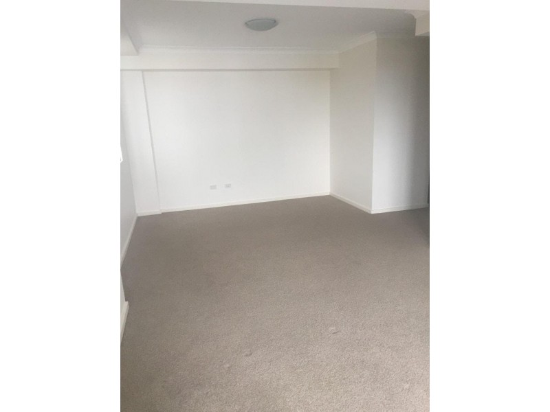 * Elizabeth Drive, Liverpool NSW 2170