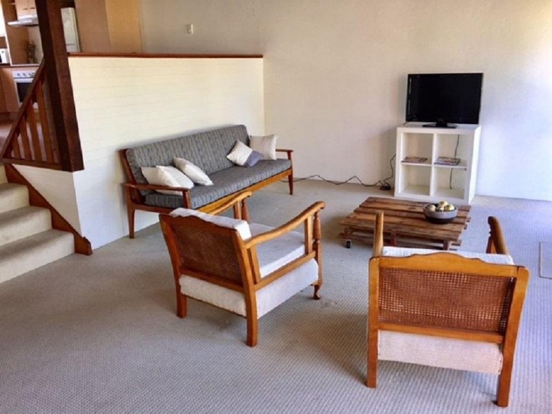 2/20 Sobraon Street, Sunrise Beach QLD 4567