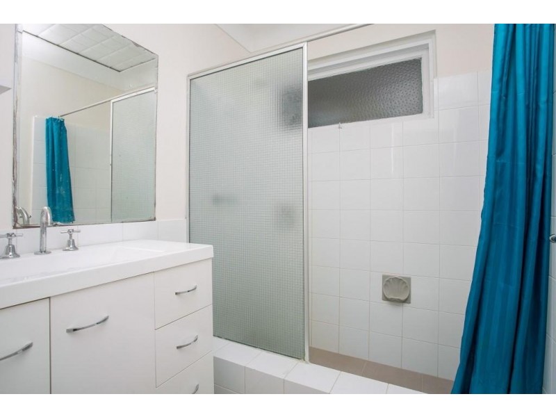 25 Surrey Street, Dianella WA 6059