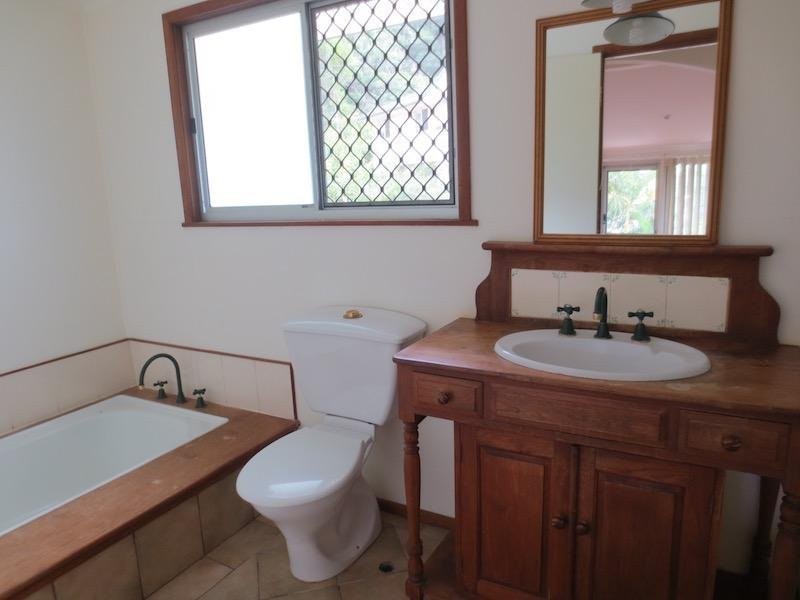 28 Paisley Street, Toowong QLD 4066