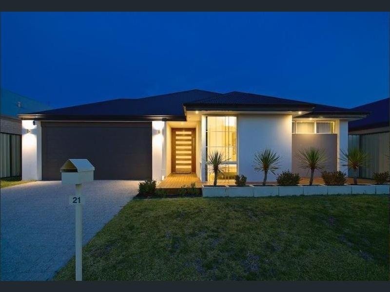 21 Juncea Way, Hammond Park WA 6164