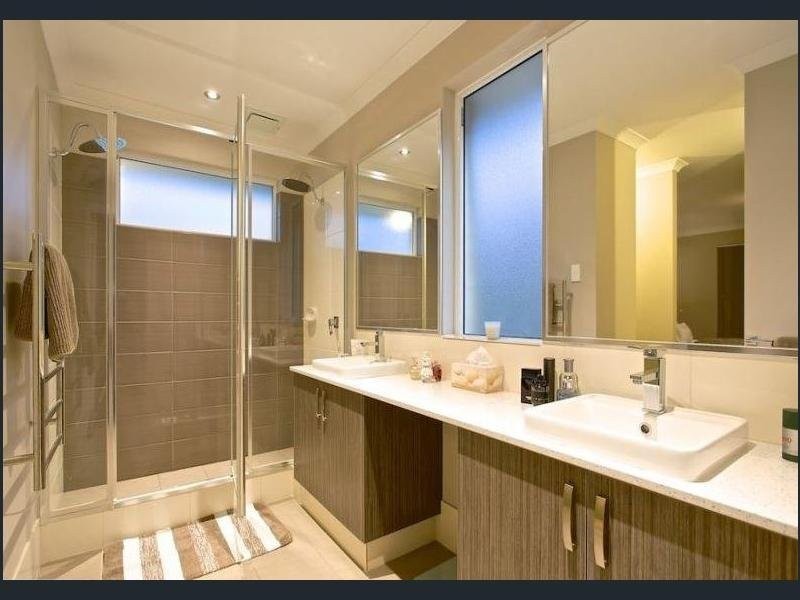 21 Juncea Way, Hammond Park WA 6164