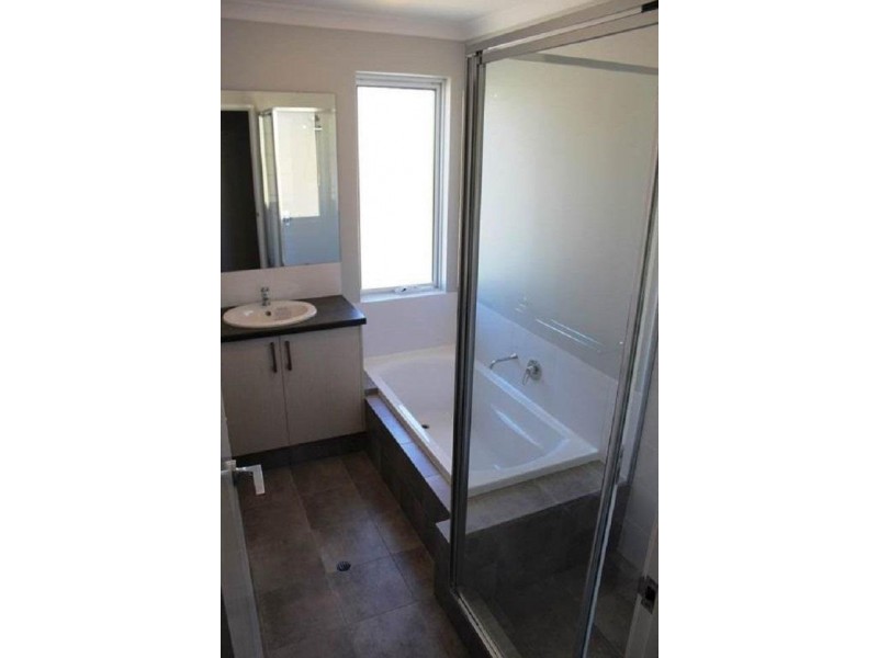 46 Belcastro Way, Madeley WA 6065