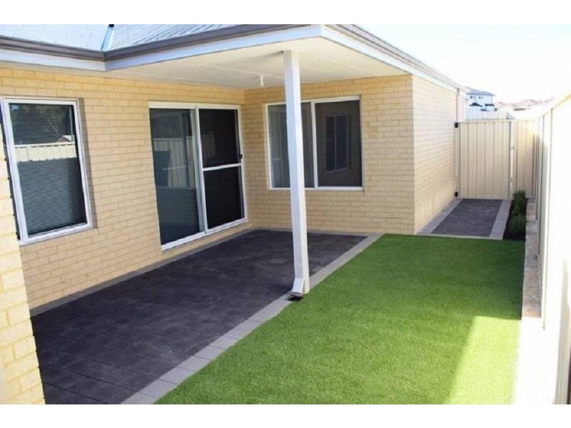 46 Belcastro Way, Madeley WA 6065