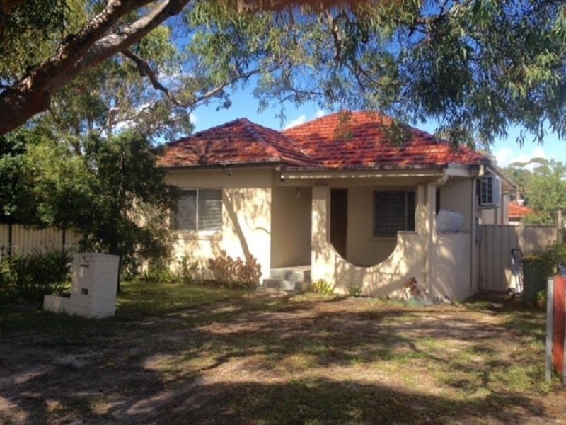 18 Inkerman Avenue, Woy Woy NSW 2256