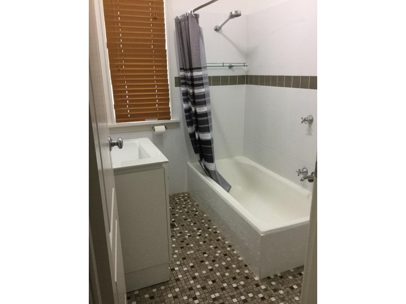 24 Gilbert Street, Dubbo NSW 2830