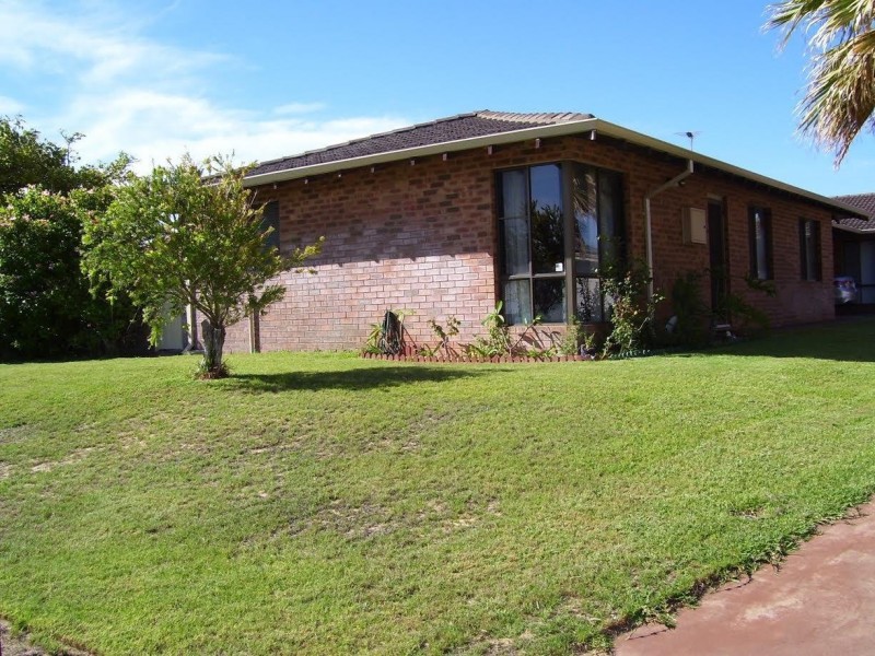 4 North Road, Shoalwater WA 6169