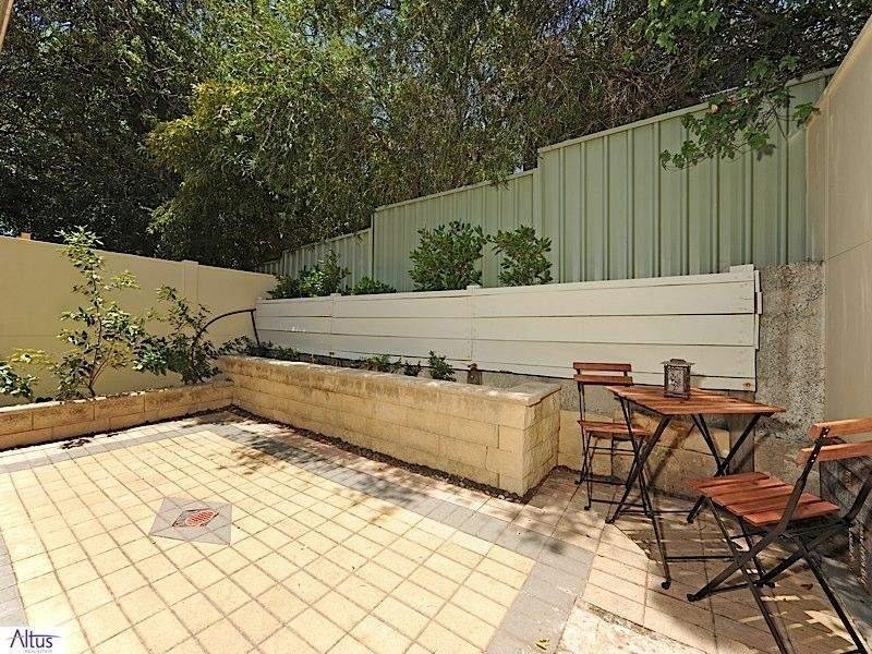 4/32 Clifton Crescent, Mount Lawley WA 6050