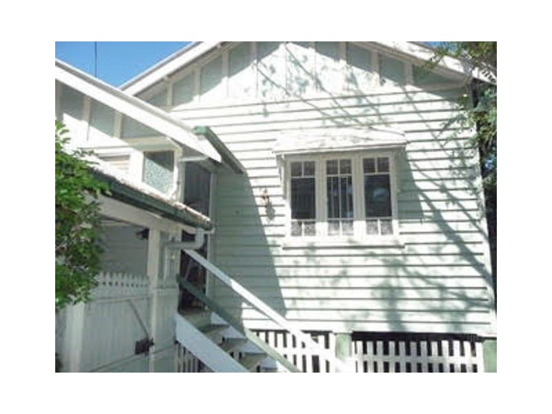 19 Fifth Avenue, Kedron QLD 4031