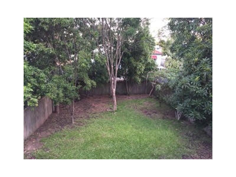 19 Fifth Avenue, Kedron QLD 4031