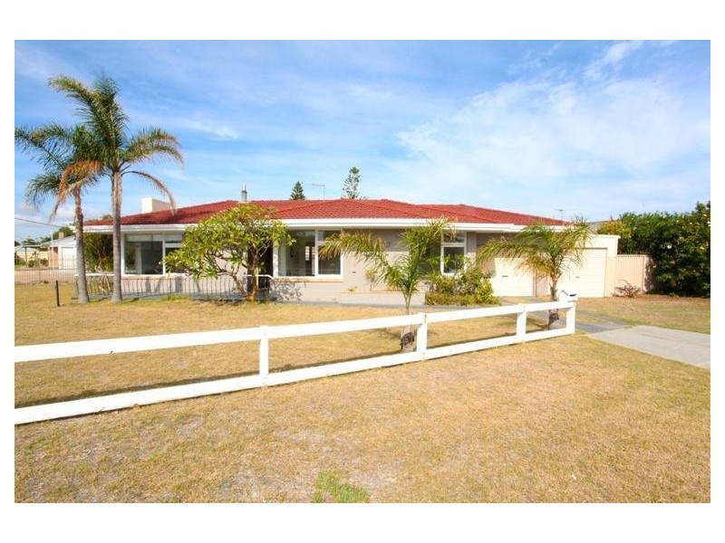 23 Waller Street, Rockingham WA 6168