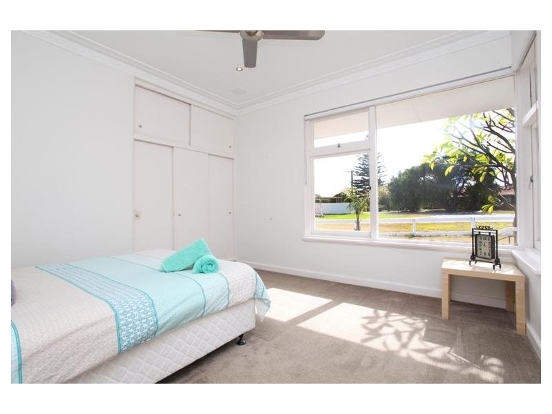 23 Waller Street, Rockingham WA 6168