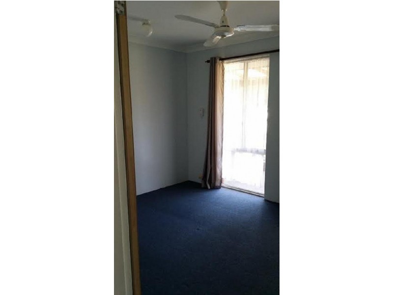17 Whiteman Street, Thornlie WA 6108