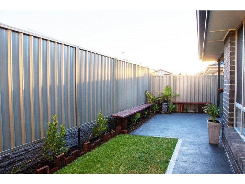 3 Orbit Court, Woodcroft SA 5162