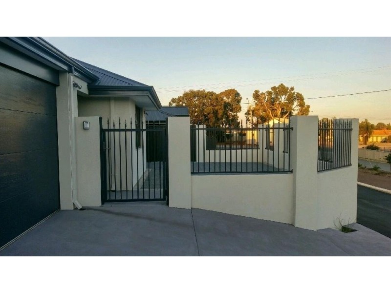 3/9 Anderson Road, Forrestfield WA 6058