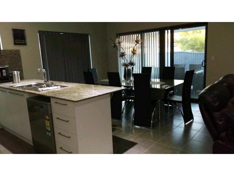 3/9 Anderson Road, Forrestfield WA 6058