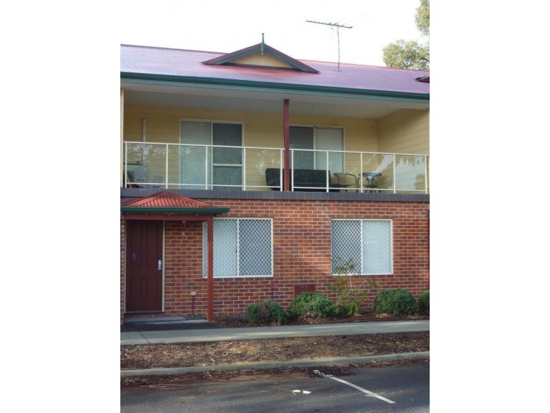 6/6 Walter Street, Gosnells WA 6110