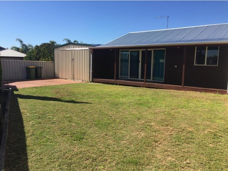 8 Warilla Close, Waikiki WA 6169