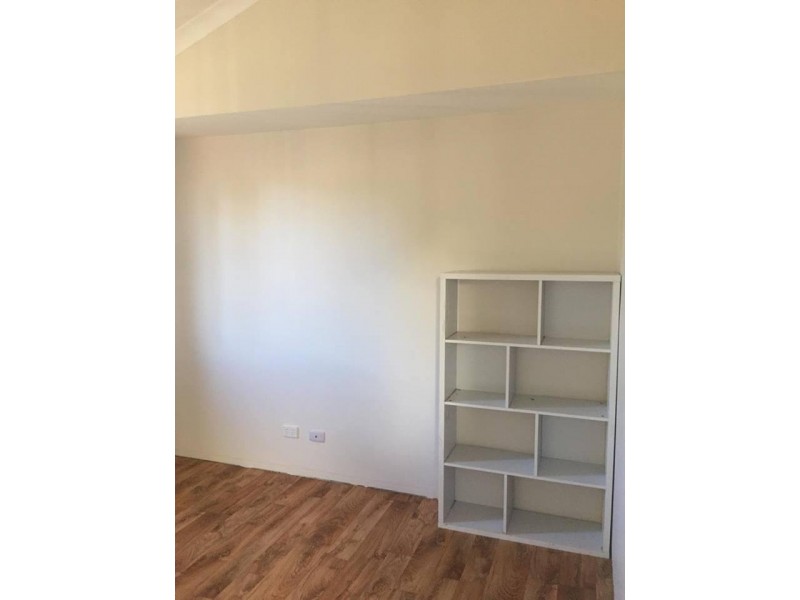 8 Warilla Close, Waikiki WA 6169