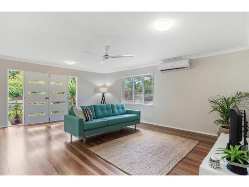 35 Casella Street, Earlville QLD 4870