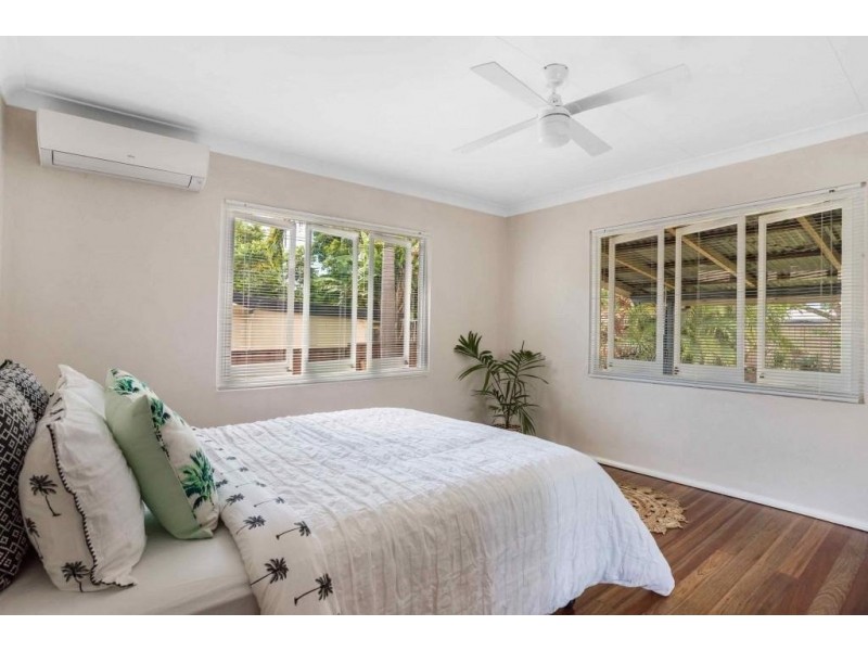 35 Casella Street, Earlville QLD 4870