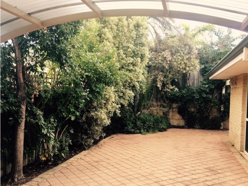 6 Engadine Way, Duncraig WA 6023