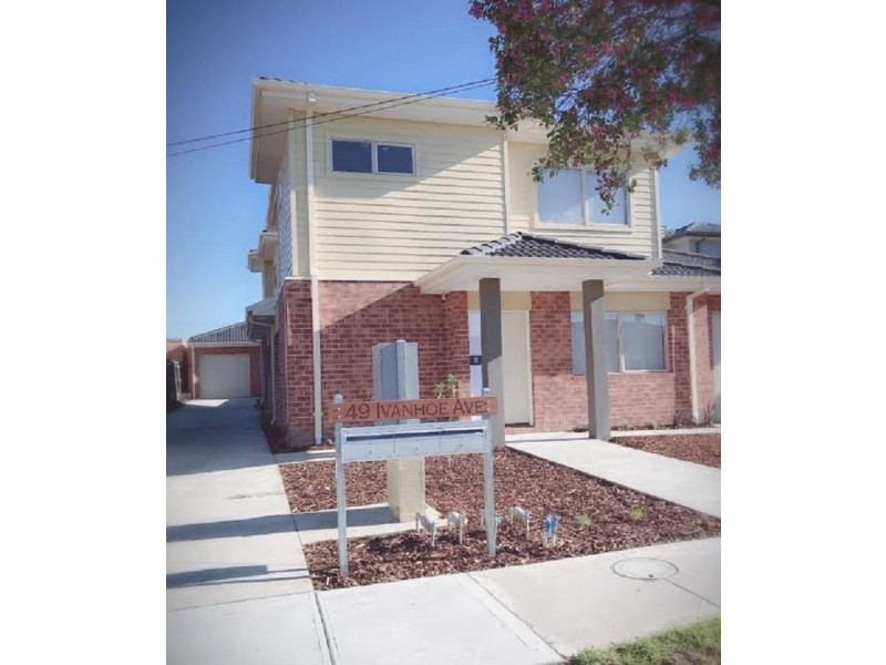2/49 Ivanhoe Avenue, St Albans VIC 3021