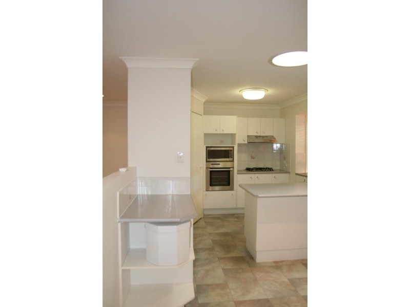 2 Nottingham Drive, Victoria Point QLD 4165