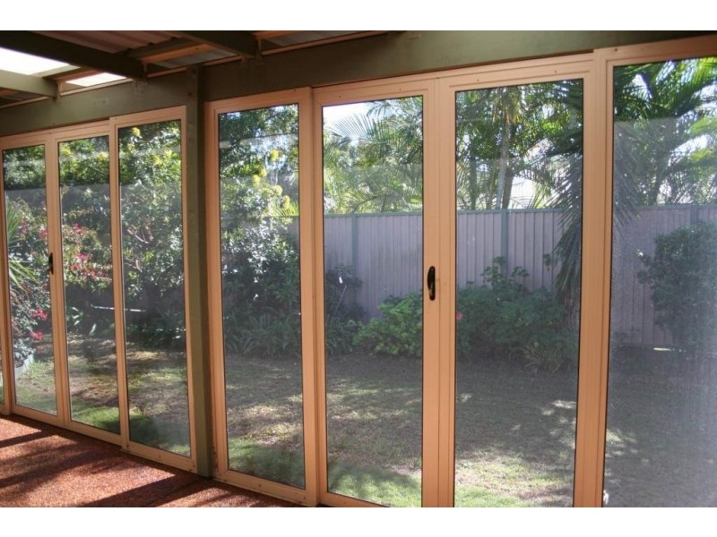 2 Nottingham Drive, Victoria Point QLD 4165