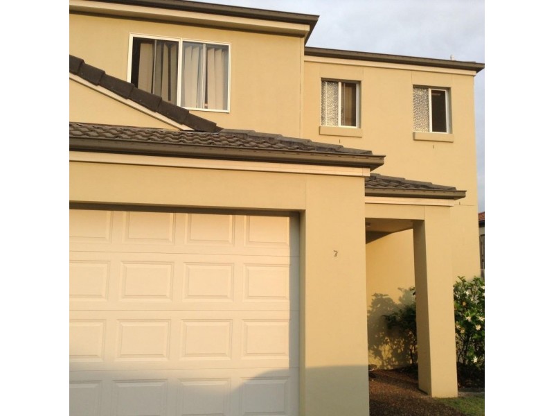 22/8A Clydesdale Drive, Upper Coomera QLD 4209