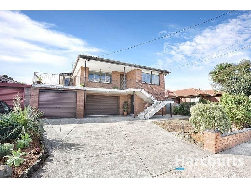 24 Pinewood Drive, Thomastown VIC 3074
