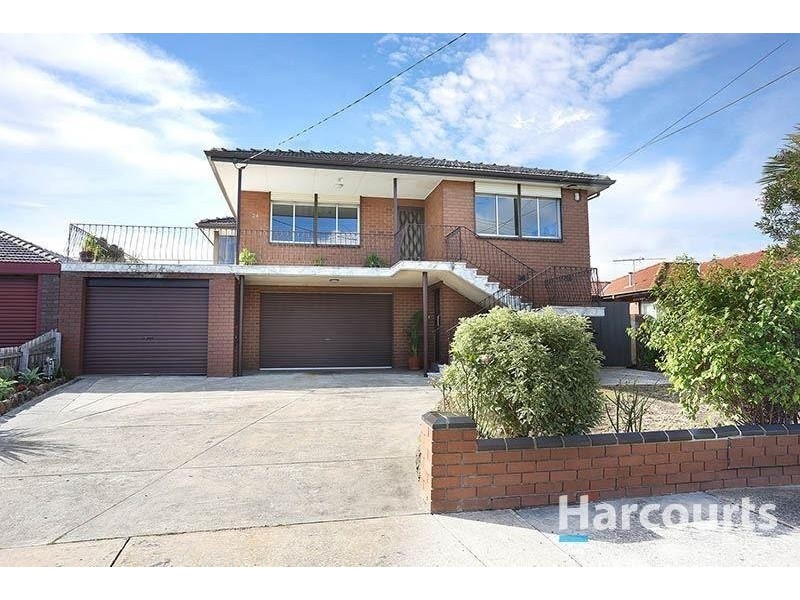 24 Pinewood Drive, Thomastown VIC 3074