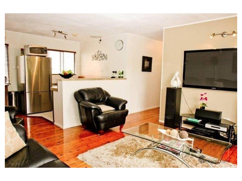 15 Wave Street, Mermaid Beach QLD 4218
