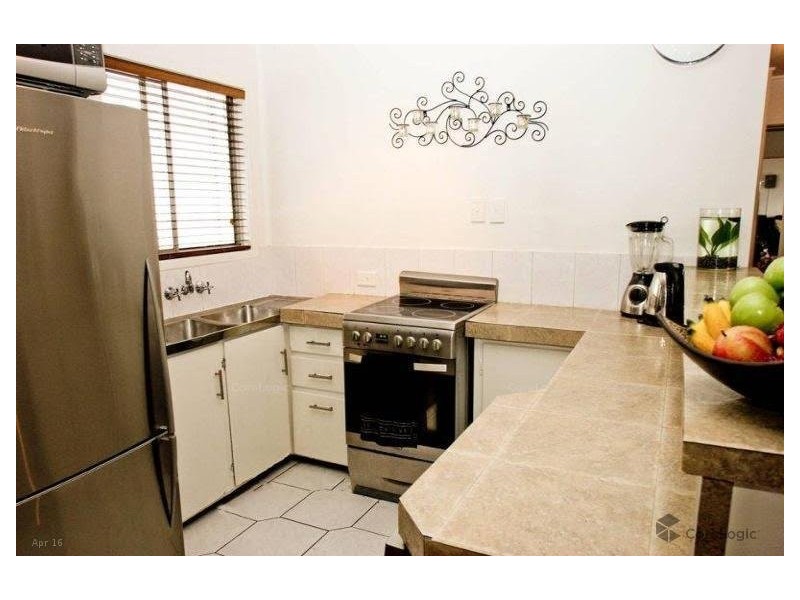15 Wave Street, Mermaid Beach QLD 4218