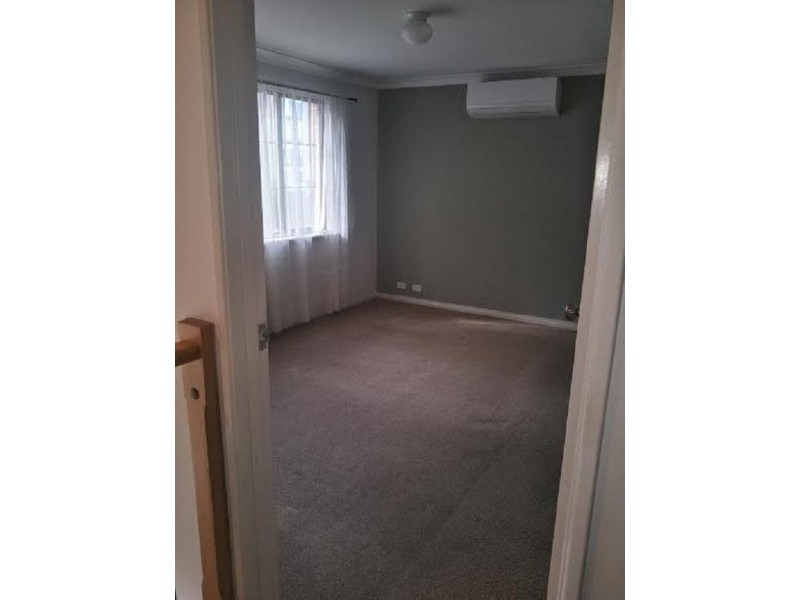 11B Leeder Street, Glendalough WA 6016