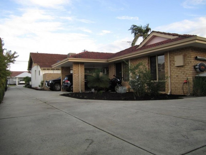 79 Holman Street, Alfred Cove WA 6154