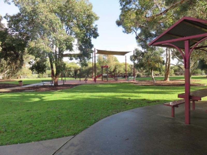 78 Wanaping Road, Kenwick WA 6107