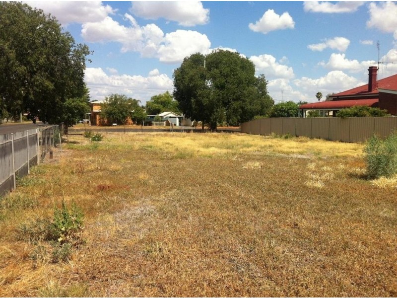 28 Lynch Street, Parkes NSW 2870