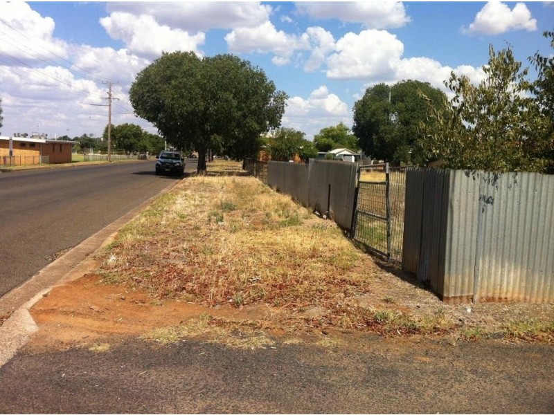 28 Lynch Street, Parkes NSW 2870