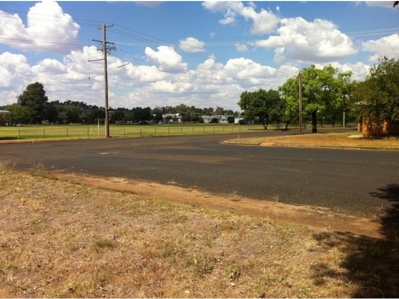 28 Lynch Street, Parkes NSW 2870