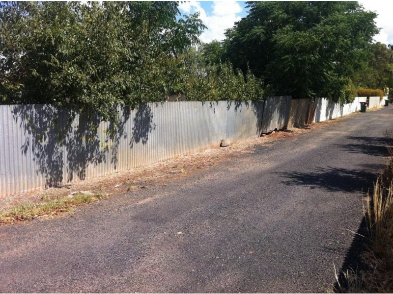 28 Lynch Street, Parkes NSW 2870