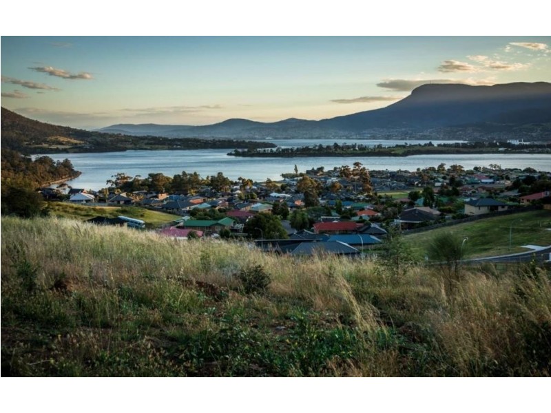 21 Shelmore Drive, Old Beach TAS 7017