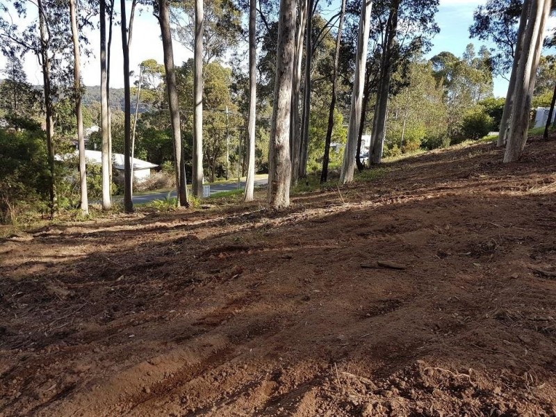 * Gareth Avenue, Narooma NSW 2546