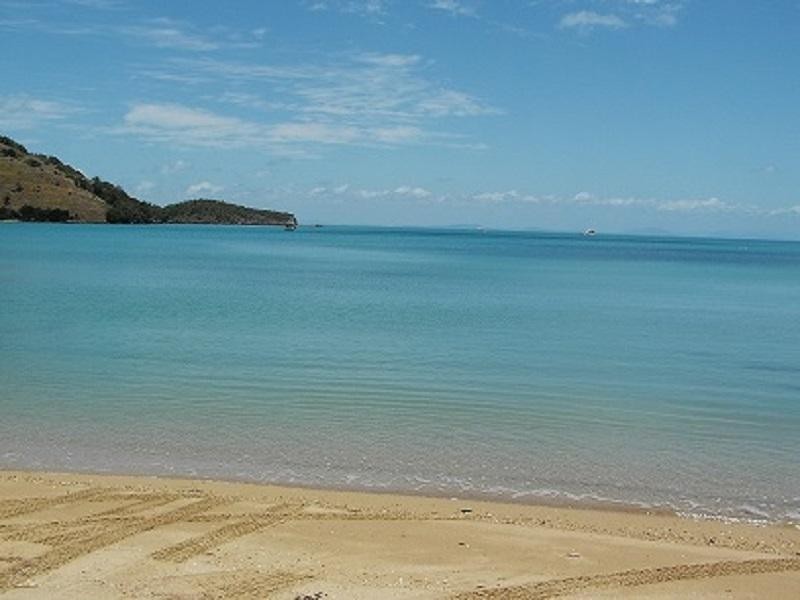 * St. Bees Island, Whitsundays QLD 4802