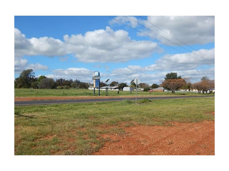 Lot 2/135 Victoria Street, Parkes NSW 2870