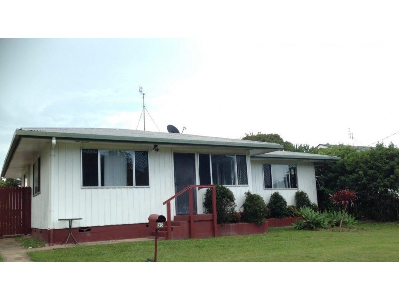 35 Neils Street, Pialba QLD 4655